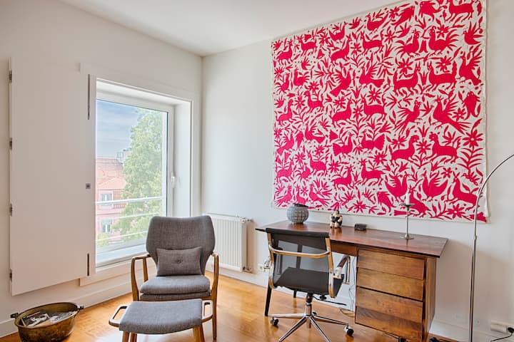 Workspace evidence from Libest Chiado 1 - Carmo Square LUXURY