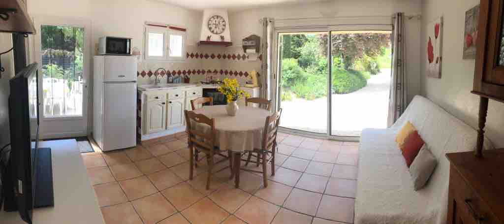 סלון/ מטבח / ספה נפתחת clic clac 