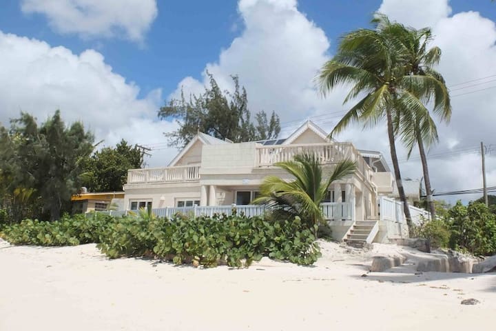 Island Gold Realty Ltd. managed Airbnb listing 3