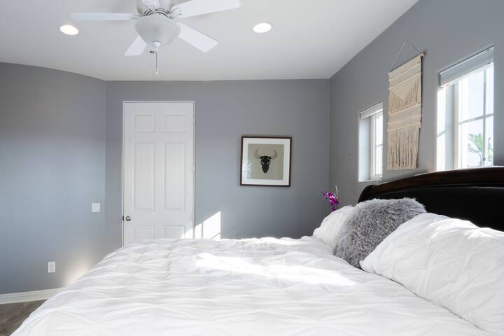 Soak in a Hot Tub at a Mediterranean Beach House gallery image 2