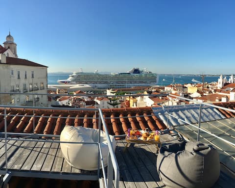 MINE – Alfama Terrace 360º