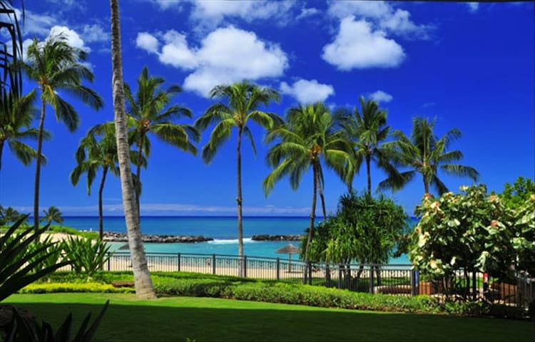 Ko Olina Beach Villa Frontal Oceanview 2 bd/2 ba