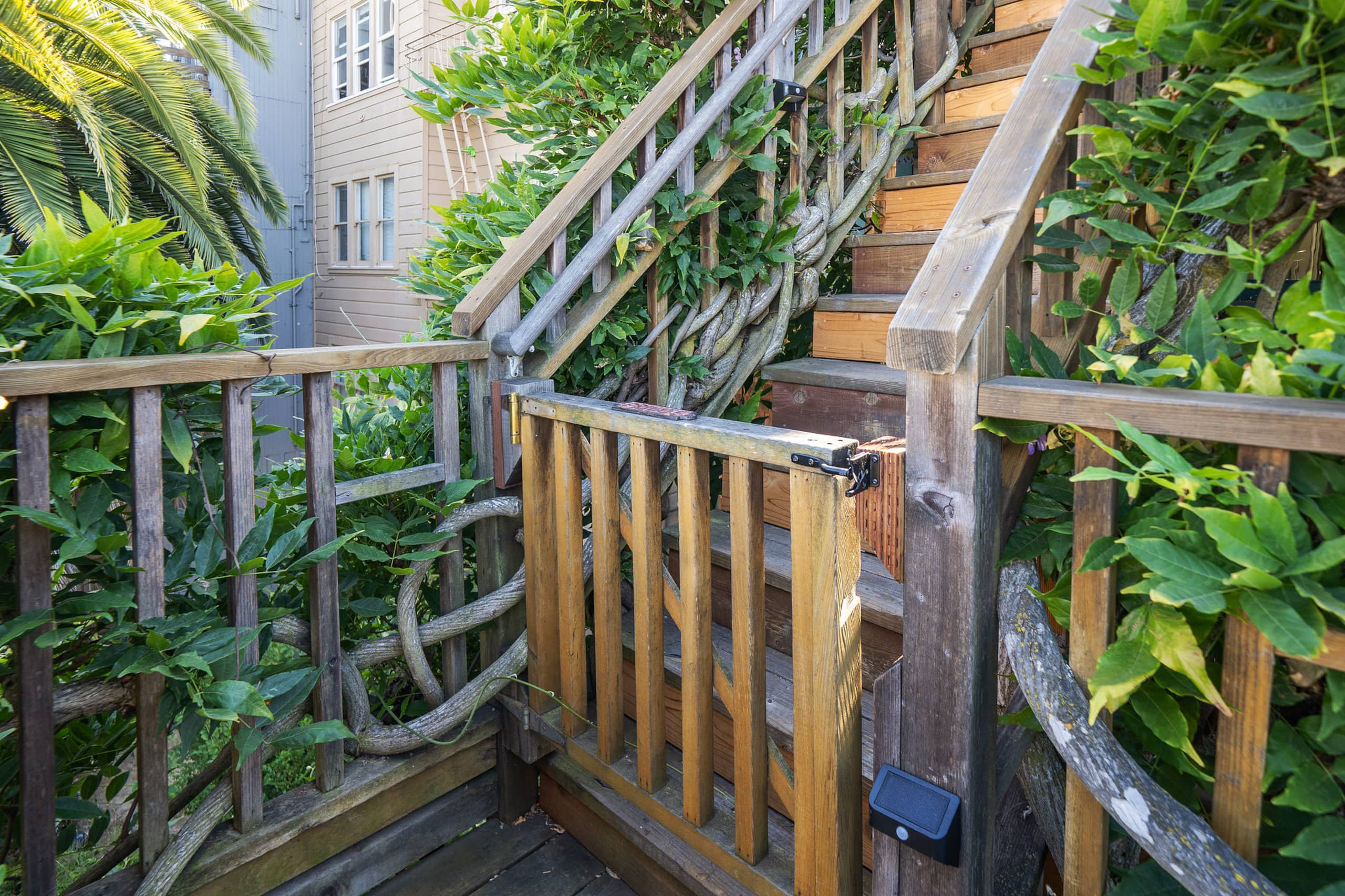 Home in San Francisco · ★4.95 · 1 bedroom · 2 beds · 1 bath - Image 34