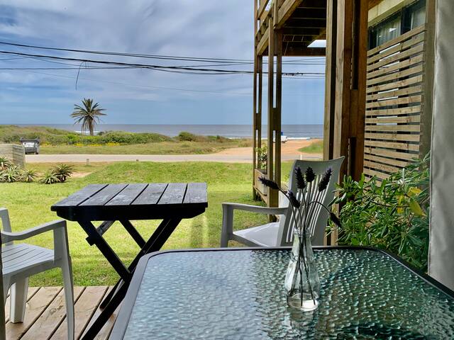 Beachfront studio for 2 at Casa del Mar