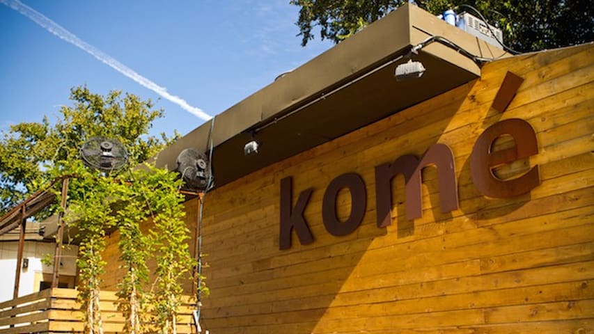 Photo of Komé in North Loop