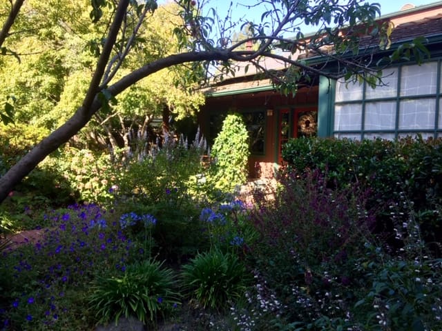 5 bed/3.5 bath Quiet home near Stanford