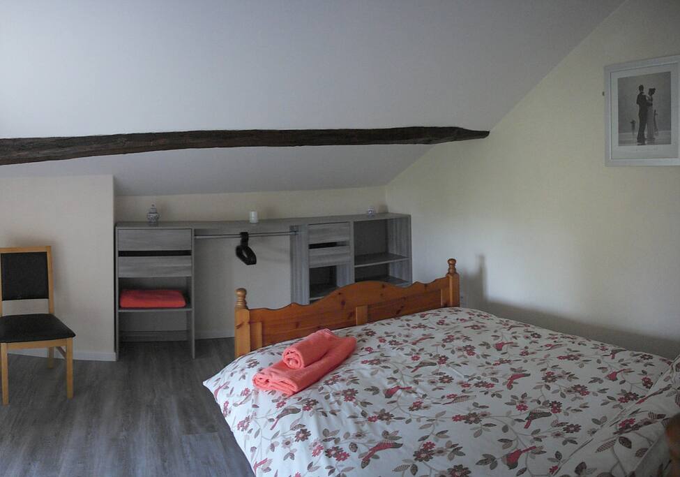DOUBLE BEDROOM