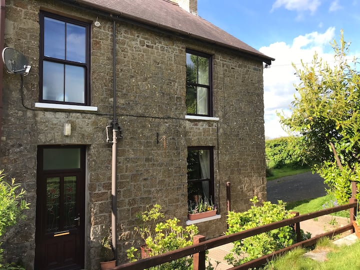 Ty Rhosyn, manor farm, narberth Houses for Rent in Sodston, Wales, United Kingdom Airbnb