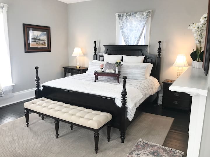 Dormitorio 2: dormitorio principal, cama tamaño king.