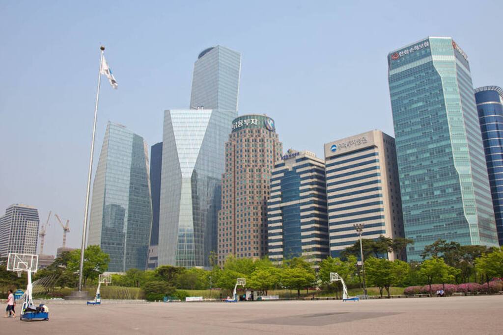 Yeouido's glittering high rises that comprise Seoul's most iconic skyline.