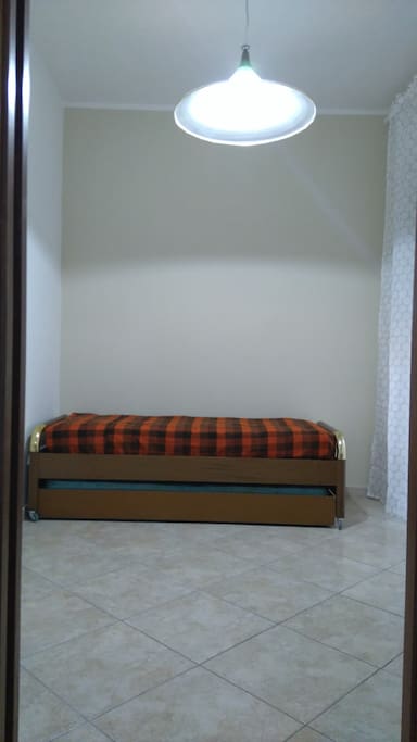 Seconda stanza da letto con due letti singoli