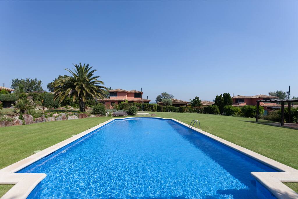 Piscina de 20 metros de longitud