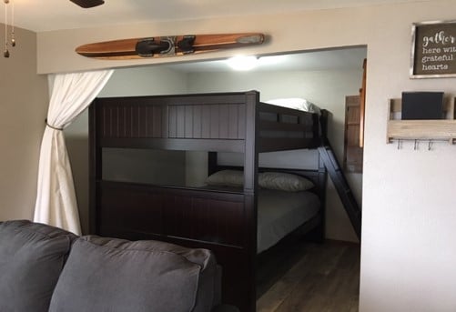 Kitanda cha aina ya Queen size Bunk 