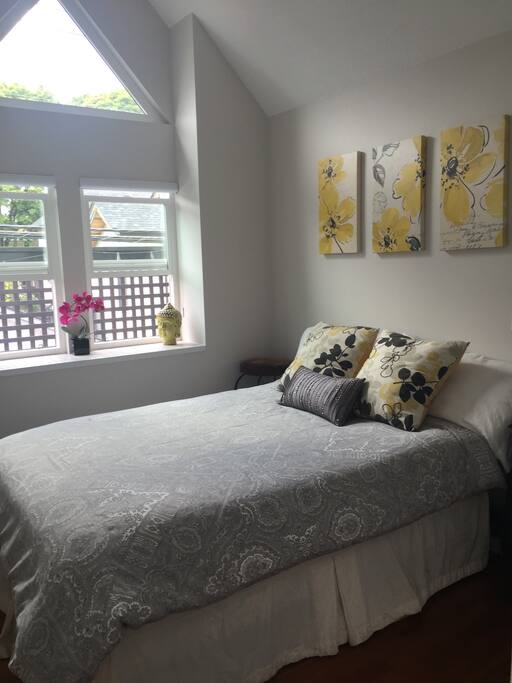 guest bedroom