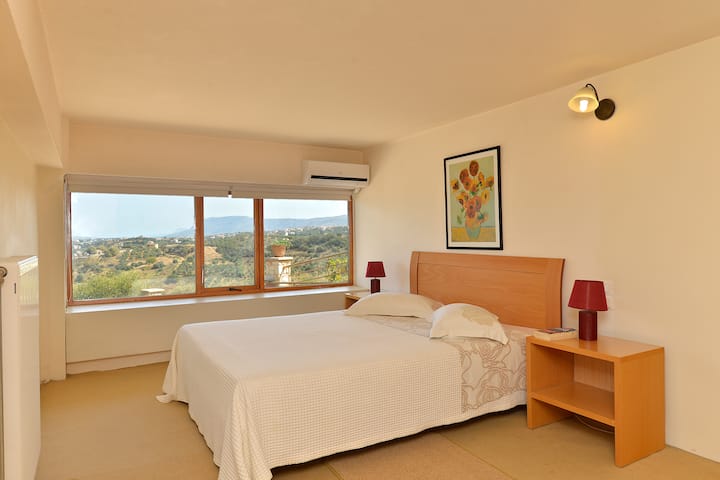 Chumba cha kulala mara mbili cha Mezzanine