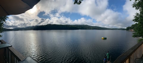 Scenic Lake Front Home near Saratoga/Lake George