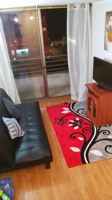 futon ,televisión por cable y wifi