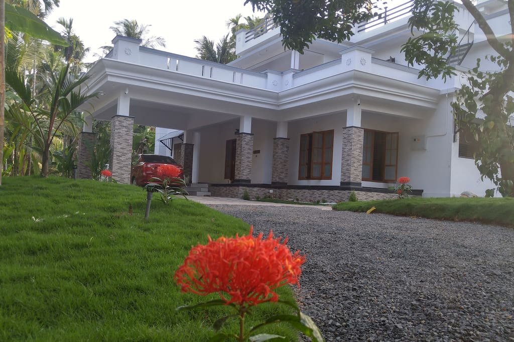 External view 1