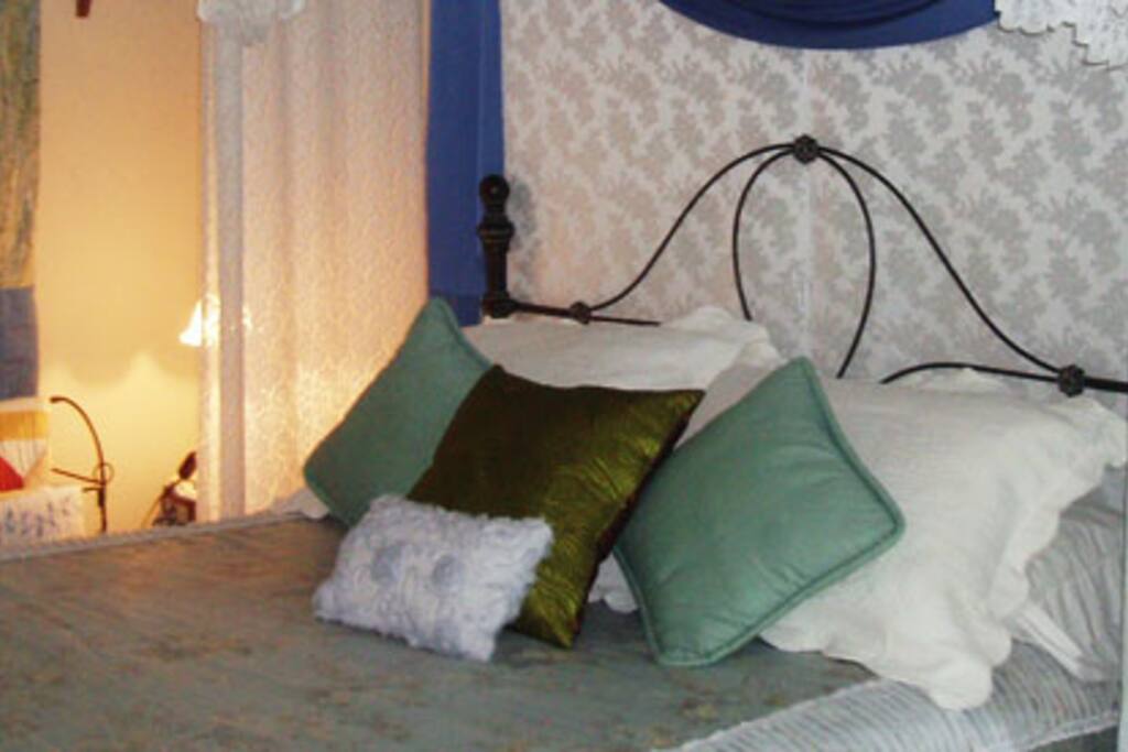 The Ivy Room