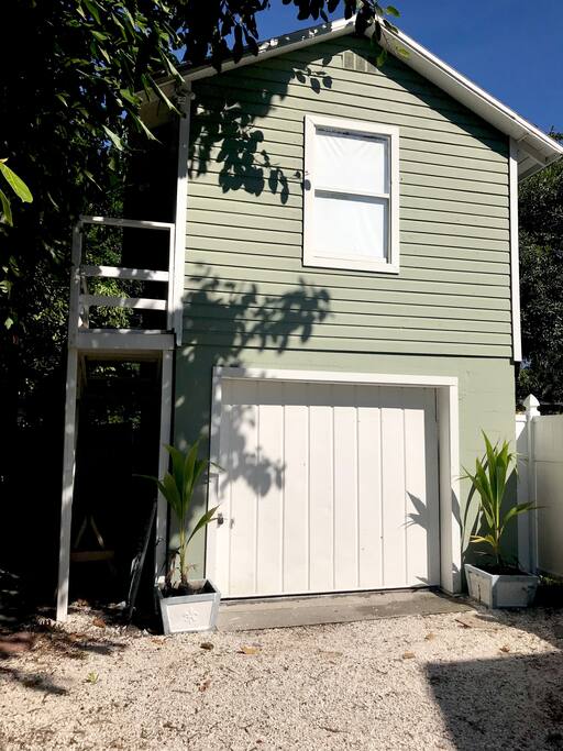 Studio apt above detached garage