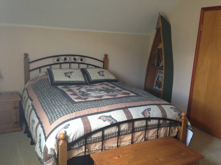 Fish Bedroom - Queen