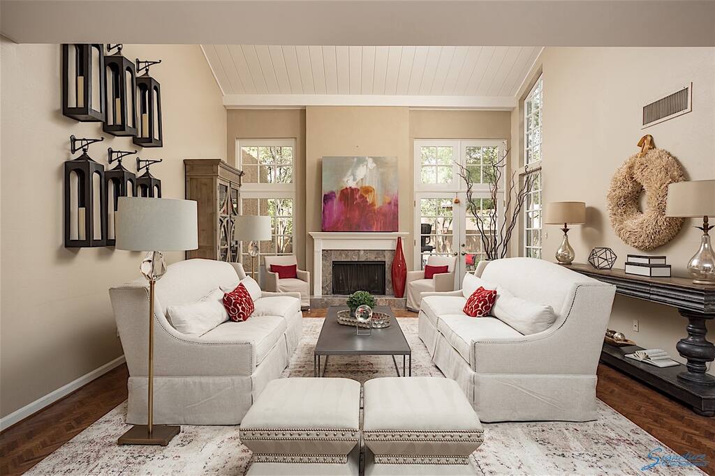 Living Room Elegance