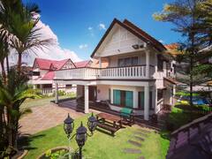 RIA+Homestay+-+Luxury+Bangalow+with+private+pool