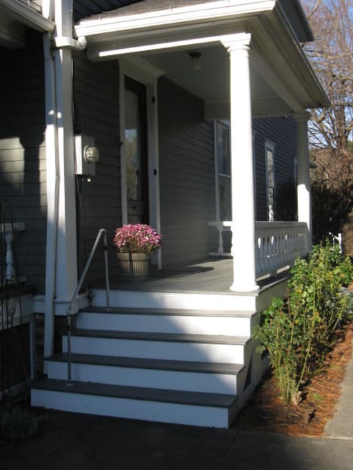 Private Entrance