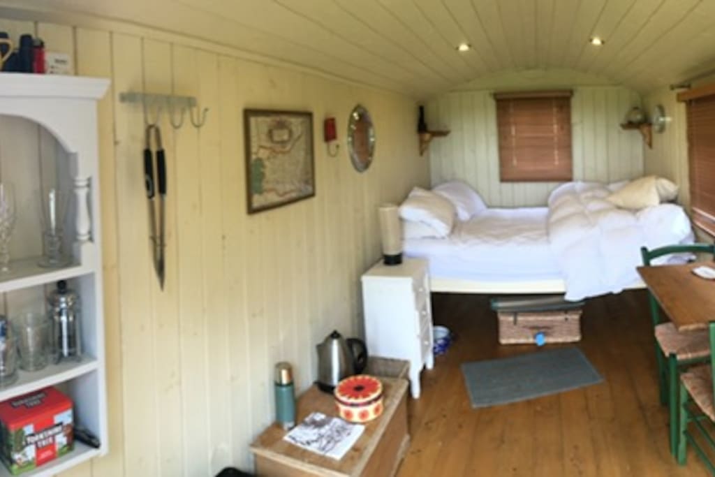 The hut is super cosey and warm, so no worries with getting cold at night!