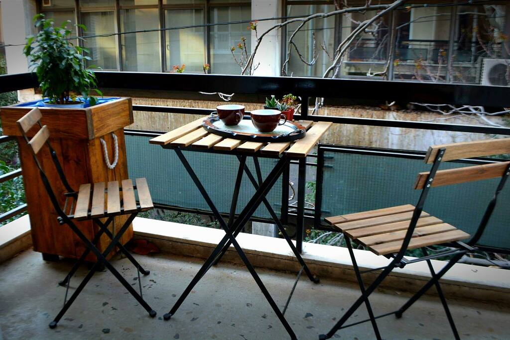 balcony