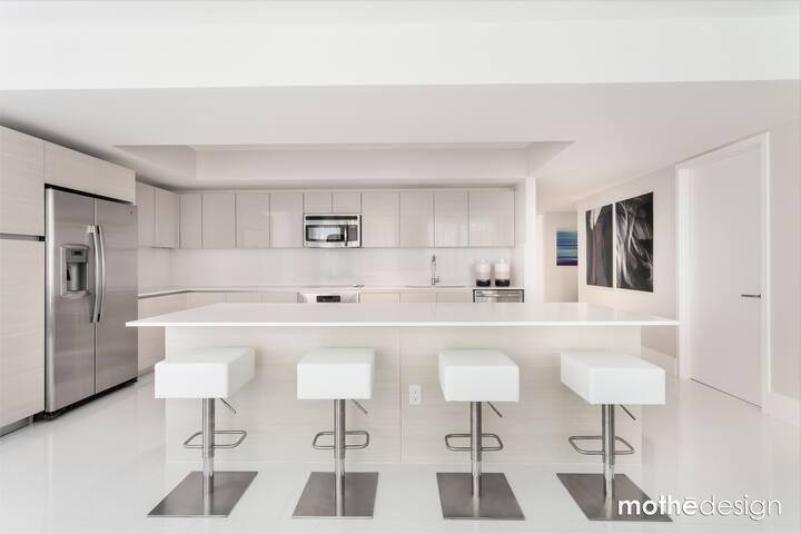 3BR Residence @BeachWalk Resort gallery image 5