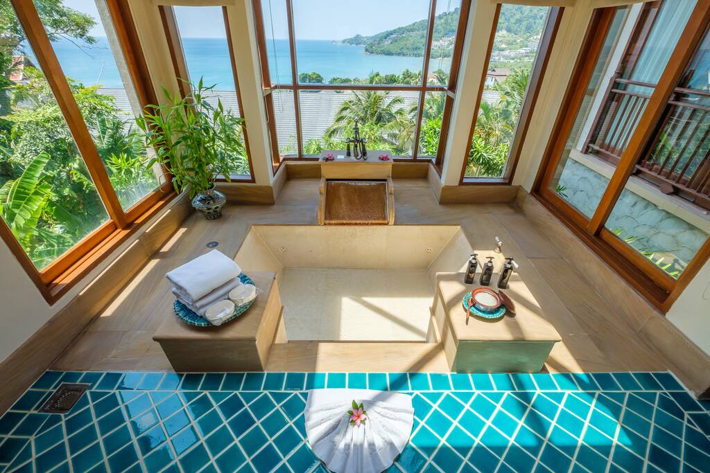 Ocean View Jacuzzi