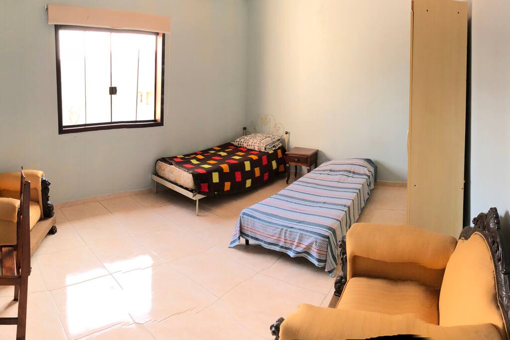 FOTO PANORAMICA DO QUARTO