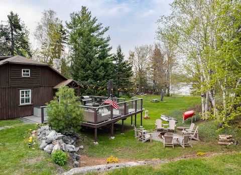 Cozy Cabin+loft - Outdoor Space with Firepit/Games