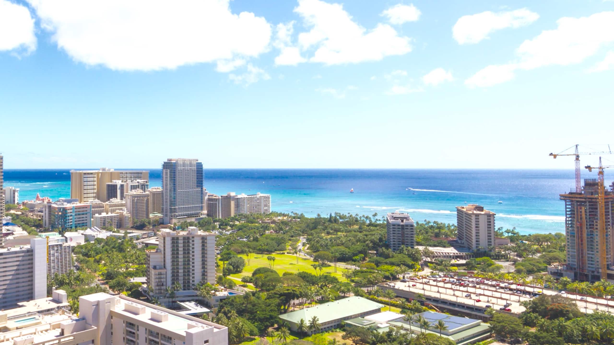 Condo in Honolulu · ★4.55 · 2 bedrooms · 4 beds · 2 private baths - Image 2