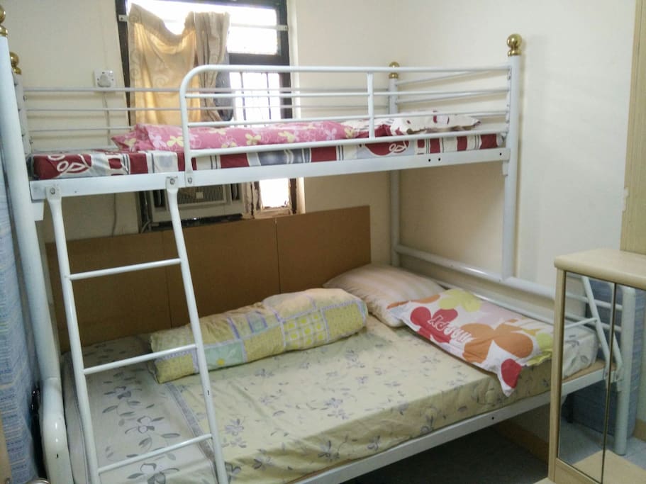 1st bedroom