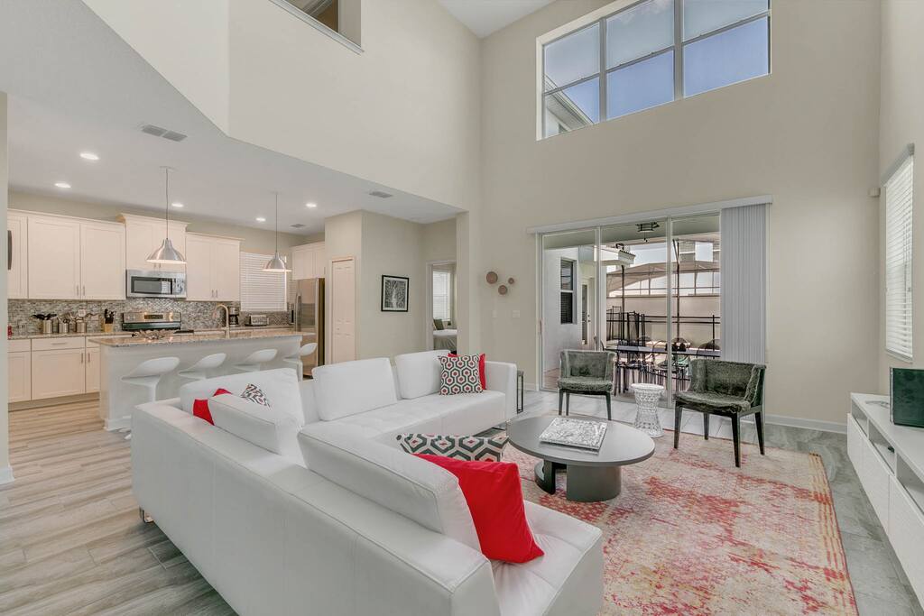 HOME LIVING AREA