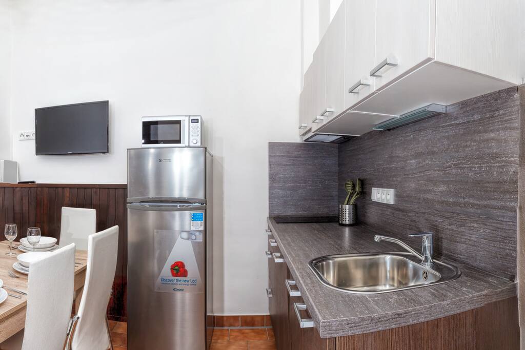 Good equipped kitchen.