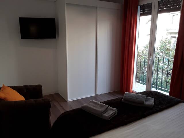 Autèntic Monumental 31 gallery image 5