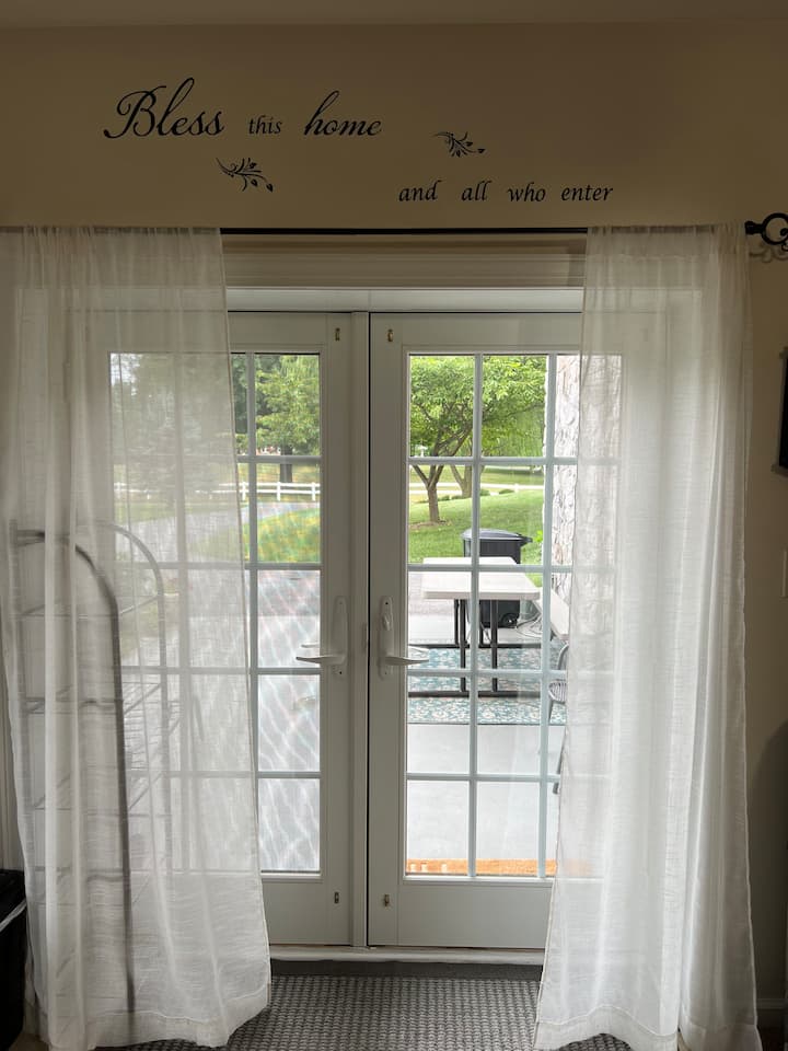 Private, Relaxing, Scenic 2 Bdrm Unit, Sleeps 1-5 - Hagerstown, MD
