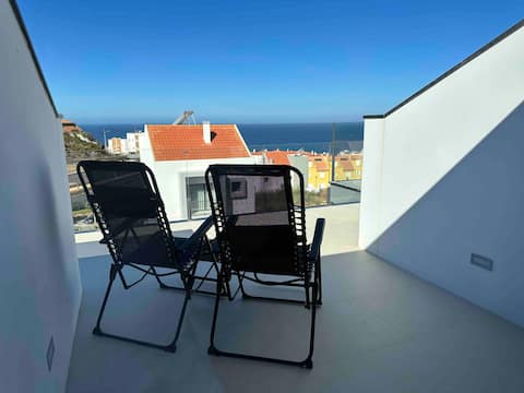 Beach, Ocean View & Bright House Ericeira