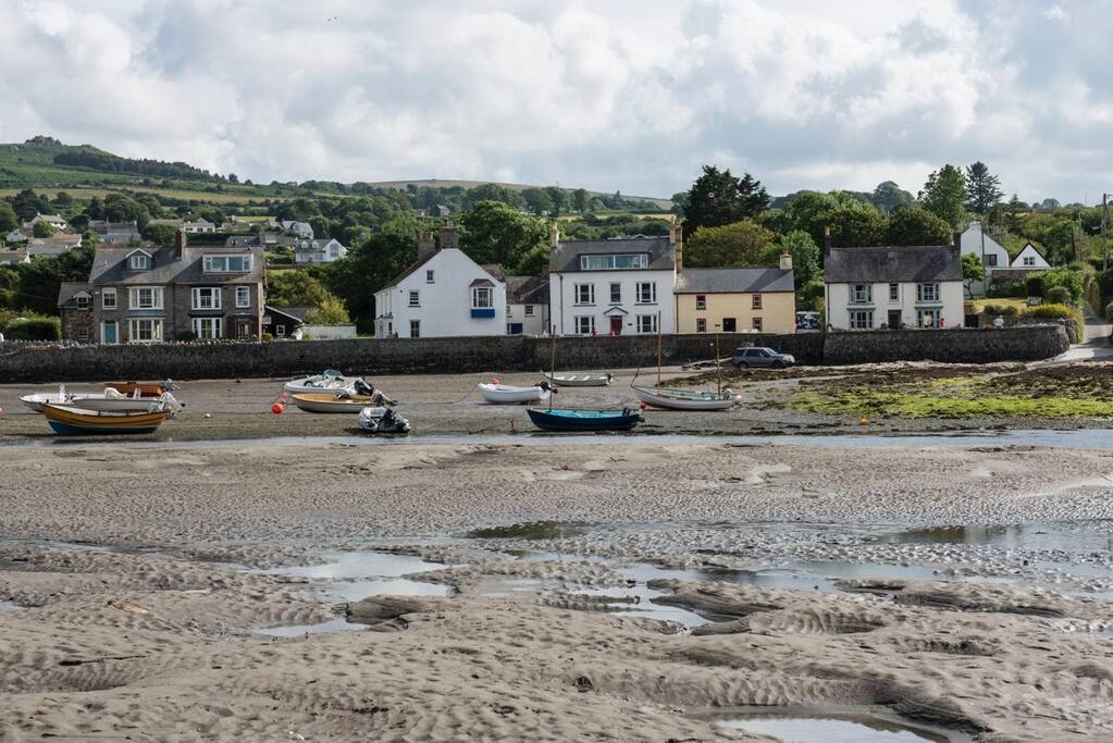 Trenydd is on the Beach Front