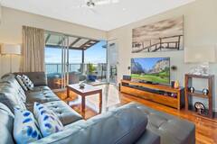 Luxurious+ocean+view+apartment-+wifi-+pool-+spa