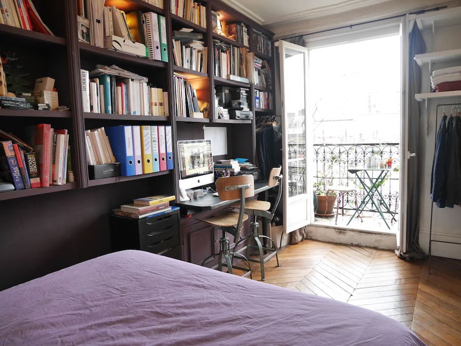 Petit-déjeuner sur le balcon ?