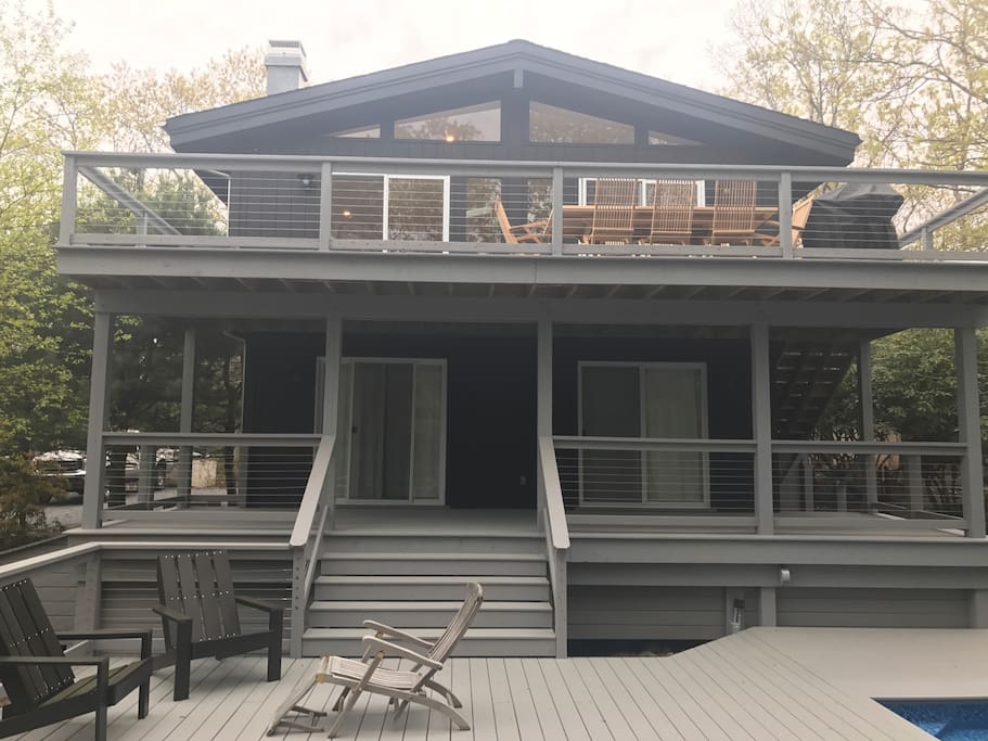 Ample deck space for lounging