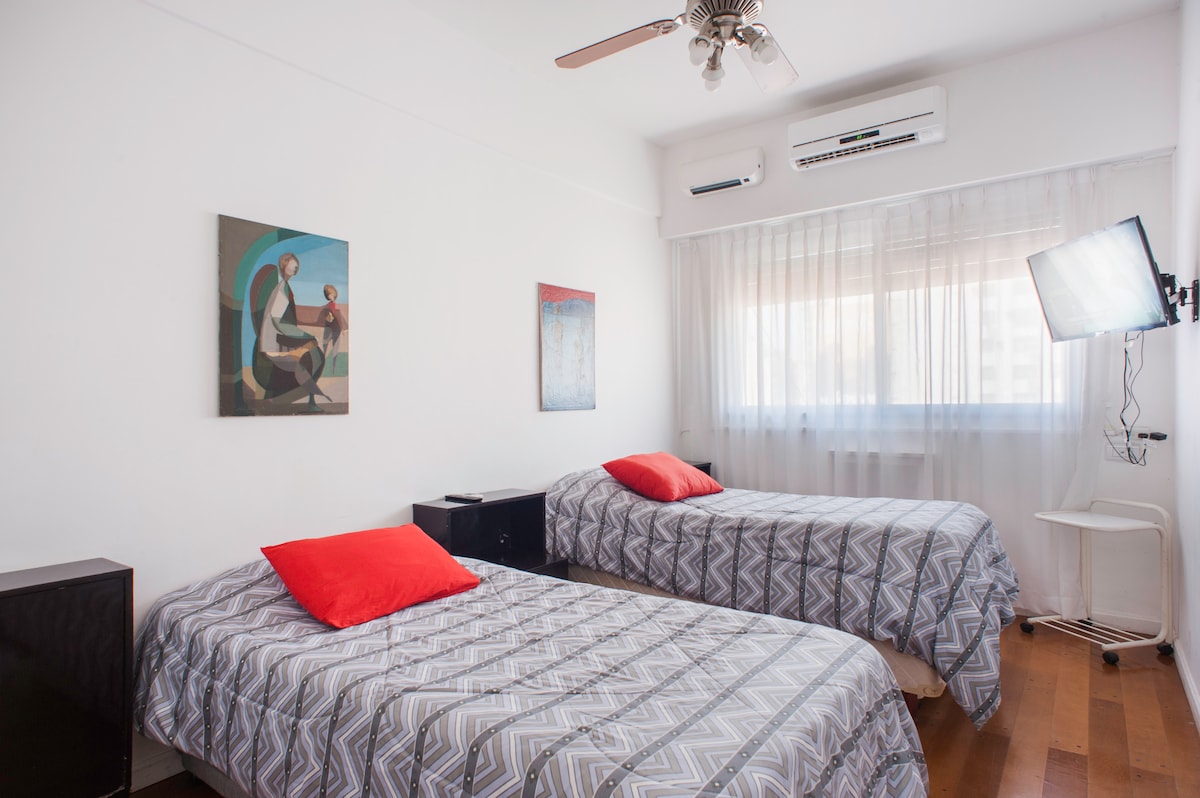 Dormitorio 2 - Formato 2 camas singles.