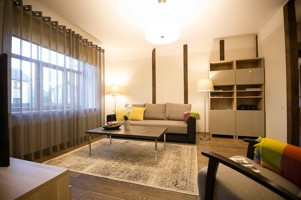 Wohnzimmer mit Schlafsofa 160x180