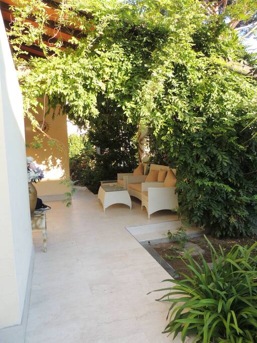 Ingresso Porticato
