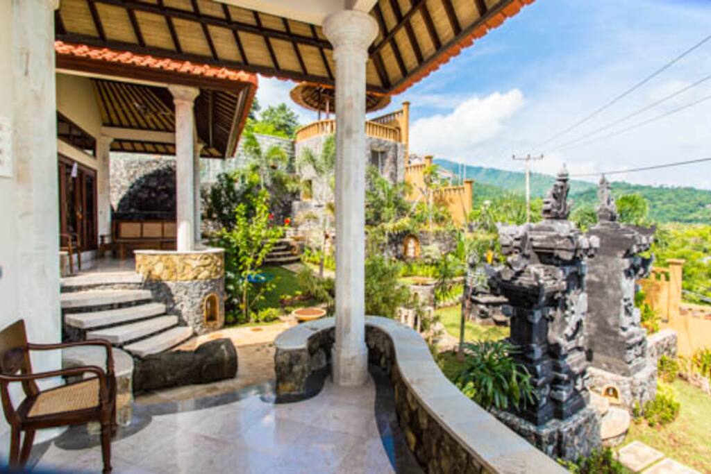 Lower Detached private one room villas