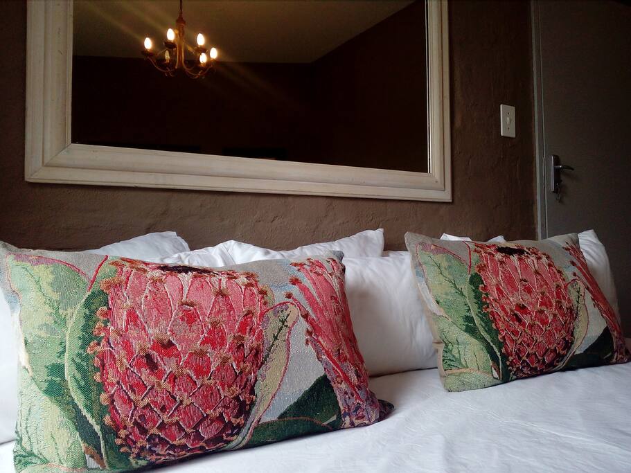 Detail: Lux King room